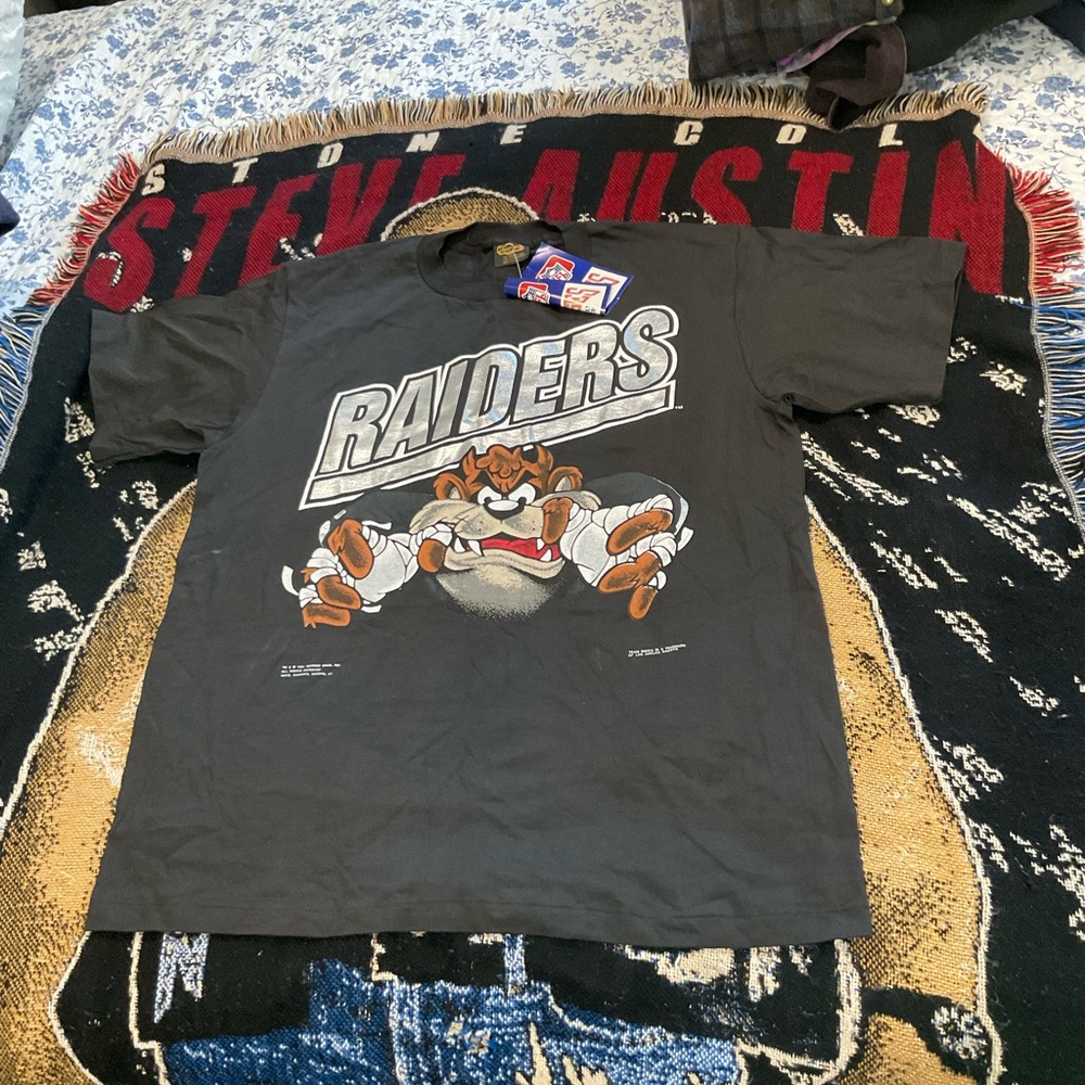 Vintage Los Angeles raiders tazz shirt 1991. Xl nwt